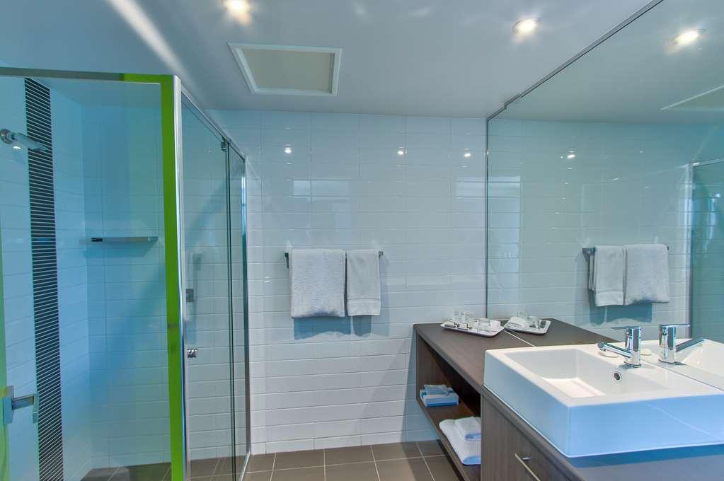 Mackay Oceanside Central Hotel Official Room photo