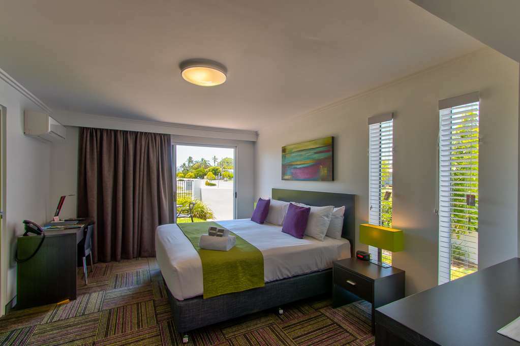 Mackay Oceanside Central Hotel Official Room photo