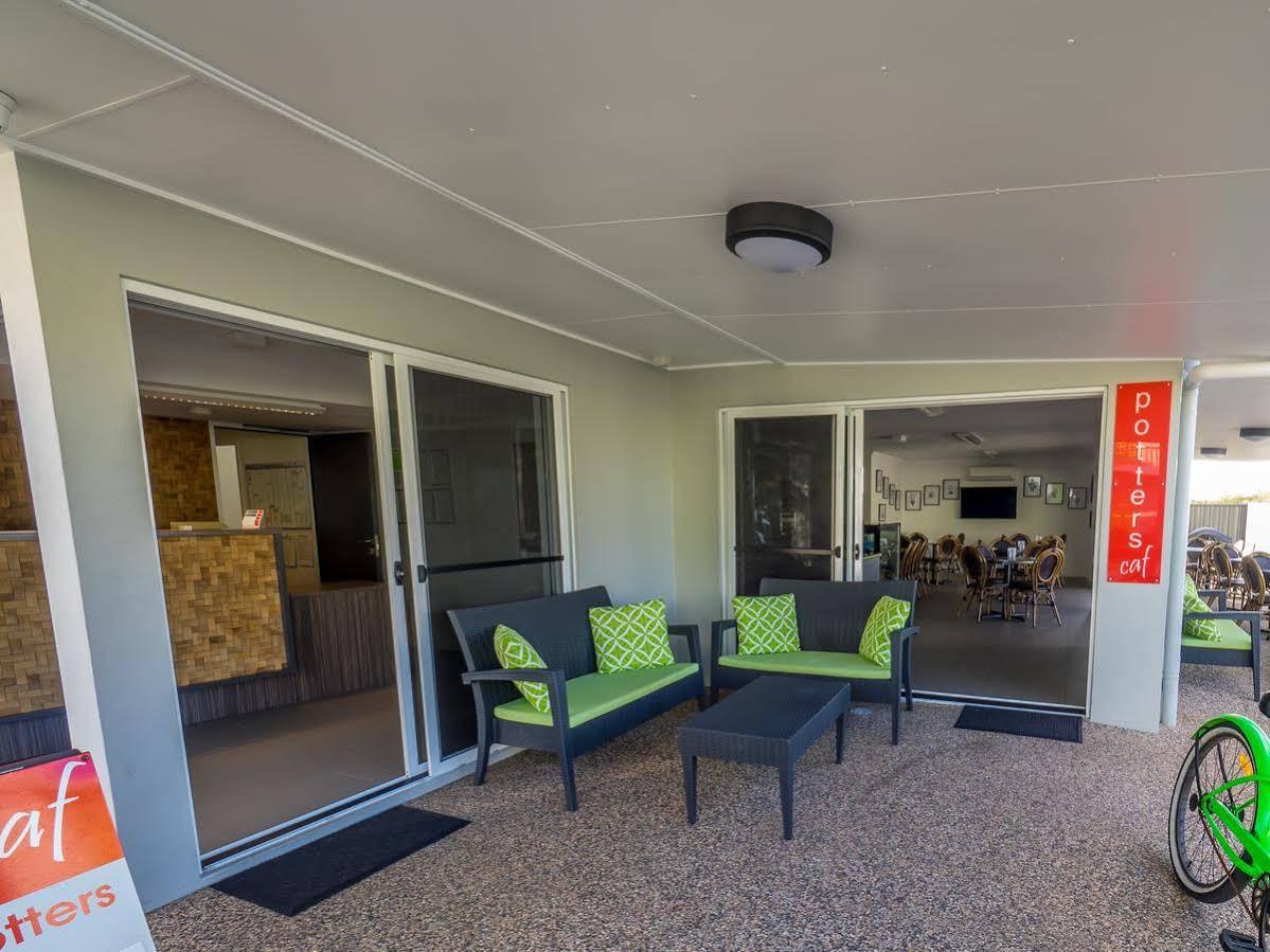 Mackay Oceanside Central Hotel Official Exterior photo